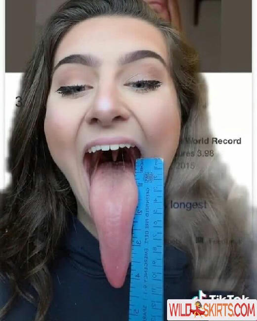 Long Tongue Fetish / _longtonguelewis / diqueentongue / longtonguelewis nude OnlyFans, Instagram leaked photo #193