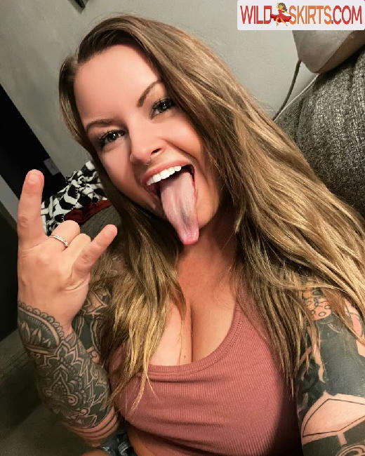 Long Tongue Fetish / _longtonguelewis / diqueentongue / longtonguelewis nude OnlyFans, Instagram leaked photo #278