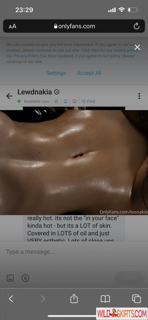 Loonakia nude leaked photo #2