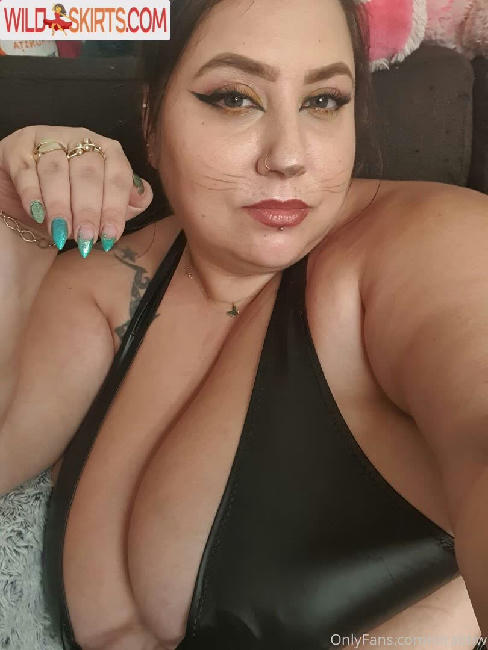 lorabbw / lorabbw / louloubbw nude OnlyFans, Instagram leaked photo #9