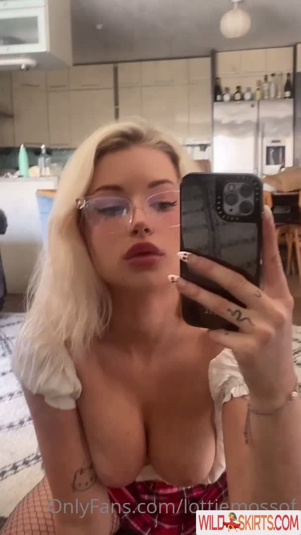 Lottie Moss / lottiemossof / lottiemossxo nude OnlyFans, Instagram leaked photo #10