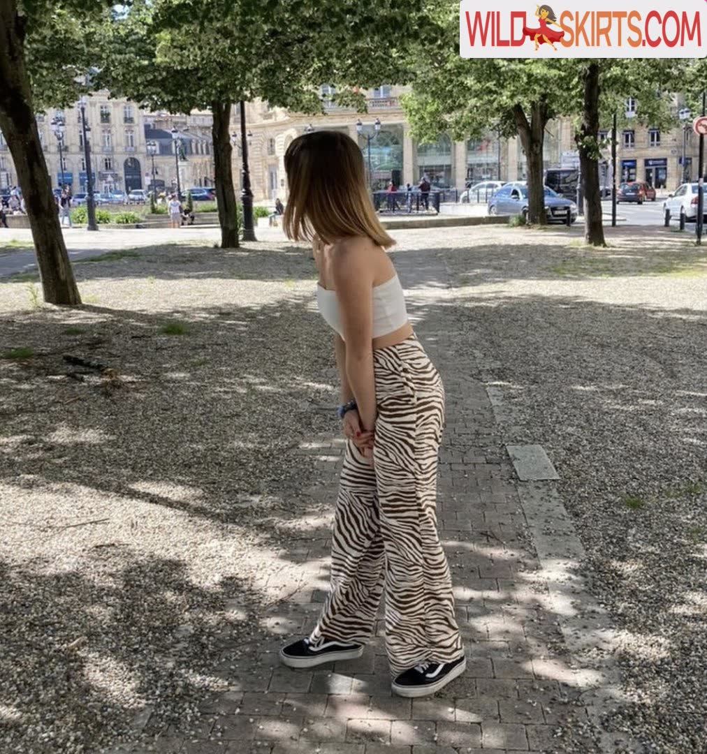 Lou ghezali / lou_ghezali nude Instagram leaked photo #5