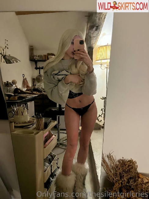 Louna Acinelli / thesilentgirlcries nude OnlyFans leaked photo #49