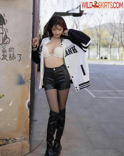 Lu Xuan Xuan / lxxbaby.official / 陆萱萱 nude Instagram leaked photo #16