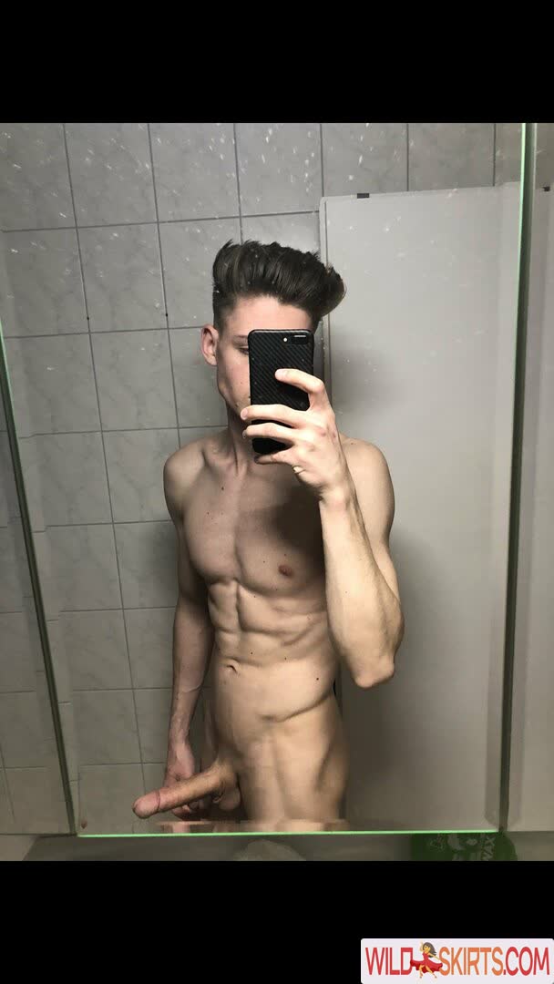 lucashallfree / itslucashall1 / lucashallfree nude OnlyFans, Instagram leaked photo #16