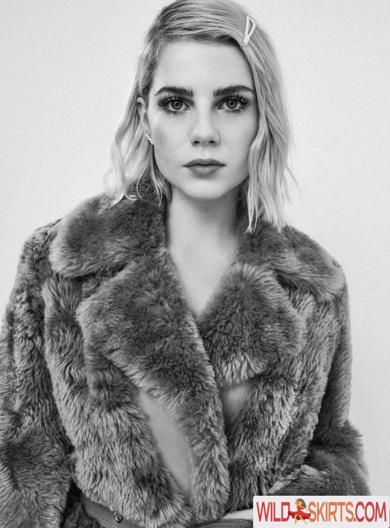 Lucy Boynton / lucyboynton1 nude Instagram leaked photo