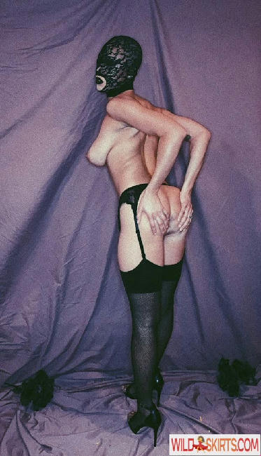 LunaLuxHendrix / LunaLuxHndrx / headbangirlnextdoor / thelunalux nude Instagram leaked photo #1