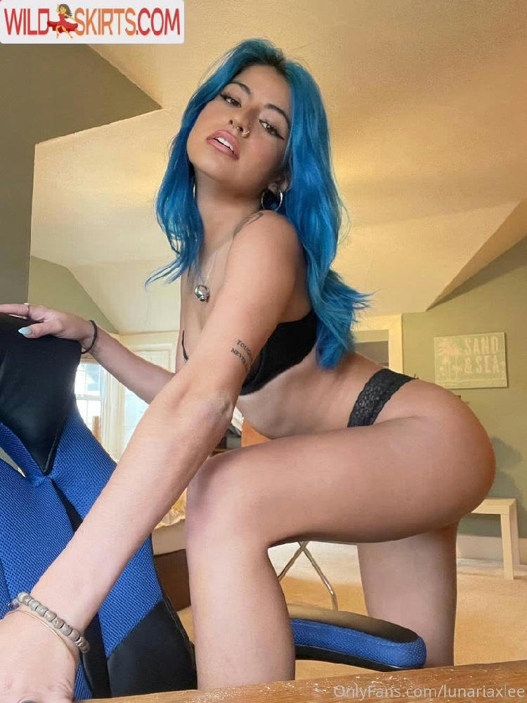 lunariaxlee / kyliemaelyn / lunariaxlee / oddizee / urlocalpothead42069 nude OnlyFans, Instagram leaked photo #8