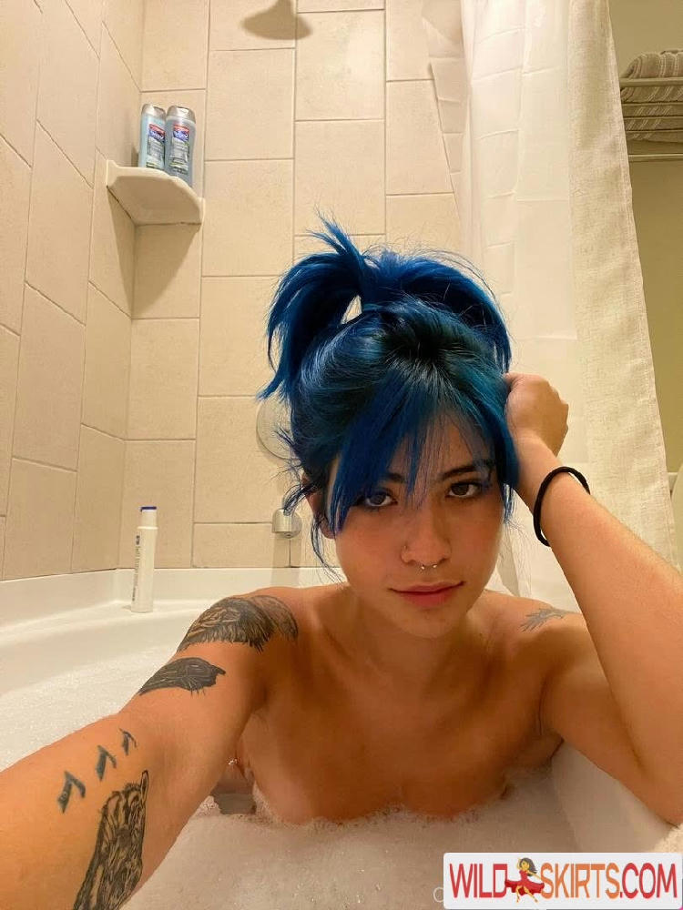 lunariaxlee / kyliemaelyn / lunariaxlee / oddizee / urlocalpothead42069 nude OnlyFans, Instagram leaked photo #39