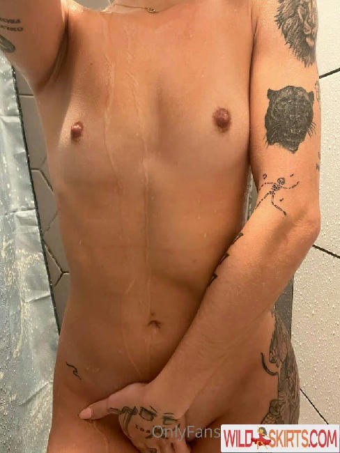 lunariaxlee / kyliemaelyn / lunariaxlee / oddizee / urlocalpothead42069 nude OnlyFans, Instagram leaked photo #295