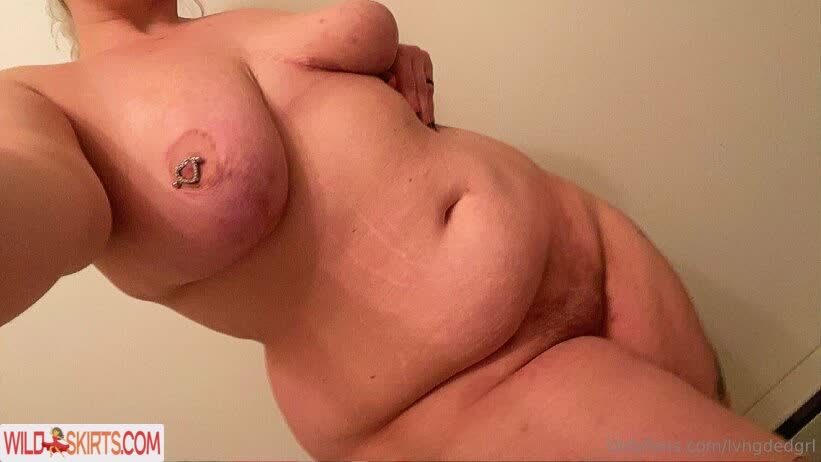 Lvngdedgrl nude leaked photo #8