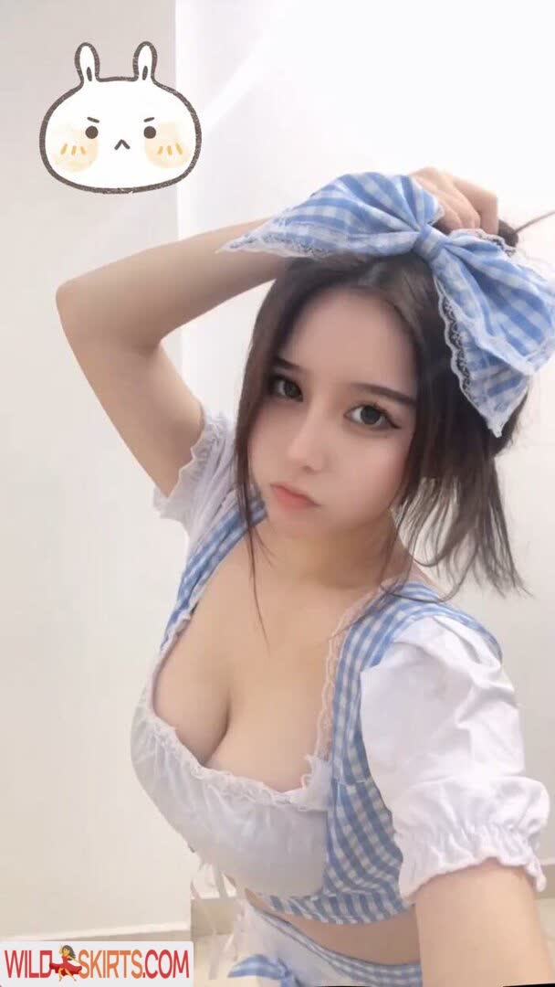 Lydia Yuna / lydia.bunnie / lydia_yuna nude Instagram leaked photo #4