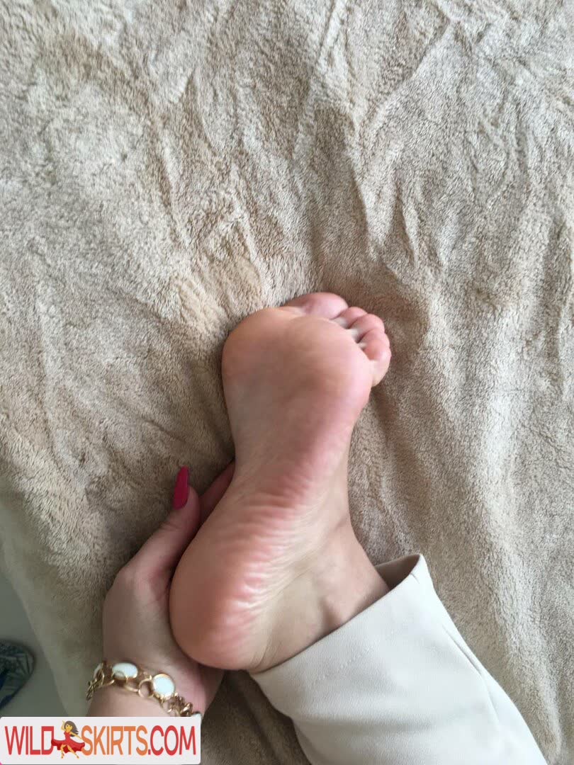 Lyz Feet / Antiga Lary / lyz.yah nude Instagram leaked photo #11