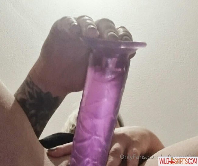 m0mmy420 / campermommy420 / m0mmy420 nude OnlyFans, Instagram leaked photo #7