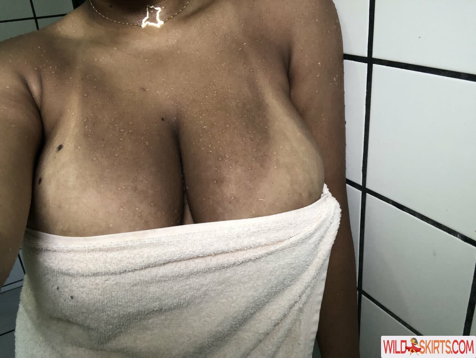 M4lvadeza69 nude leaked photo #5