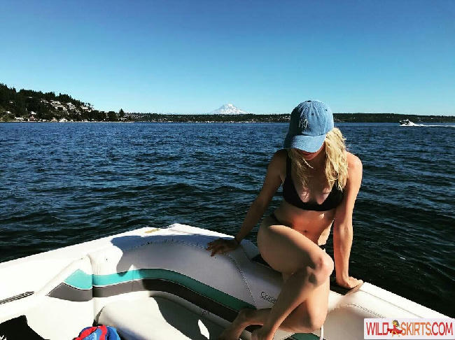 Mackenzie Mauzy / mackenziemauzy / psyche_della_luna nude OnlyFans, Instagram leaked photo #12