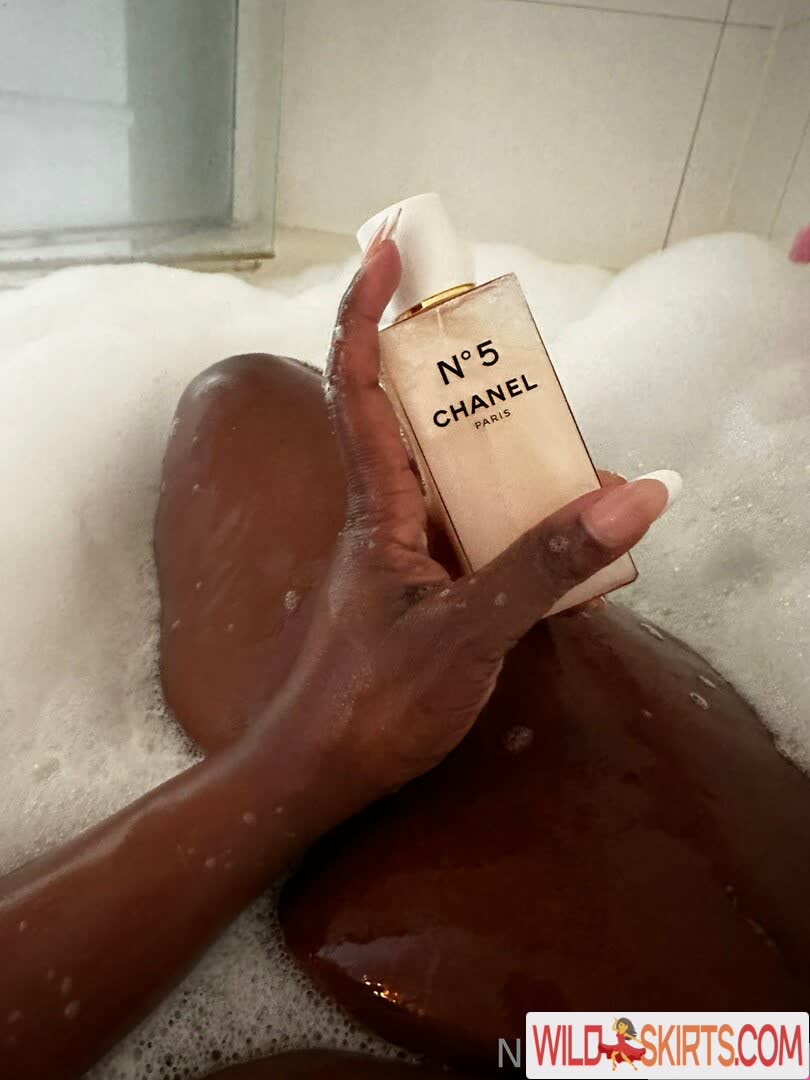 Madam___caramel nude leaked photo #4