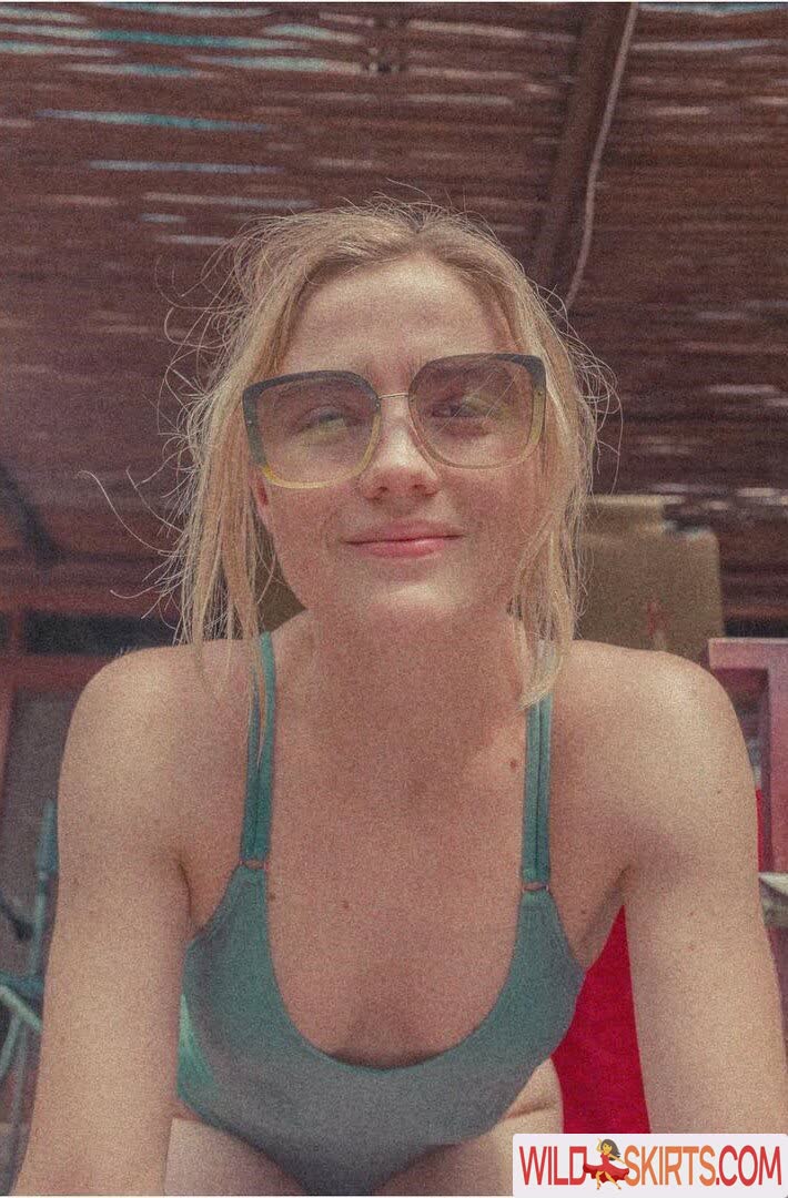 Maddie Hasson nude leaked photo #12