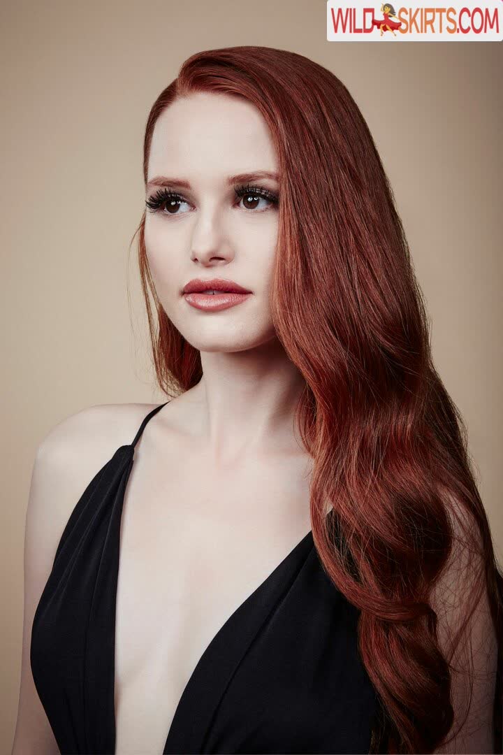 Madelaine Petsch / madelame nude Instagram leaked photo #13