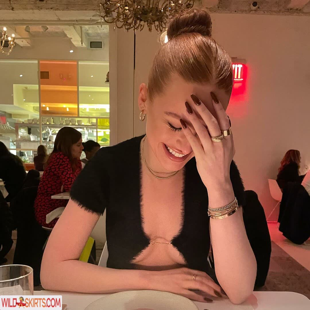 Madelaine Petsch / madelame nude Instagram leaked photo #17