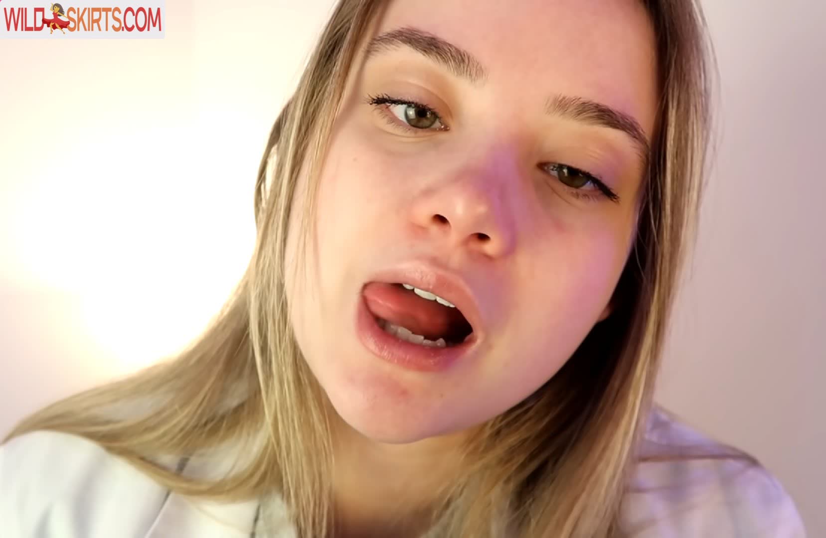 Madi ASMR nude leaked photo #3