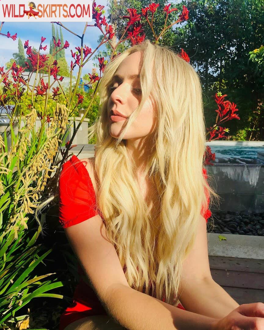 Madilyn Bailey / madilynbailey nude Instagram leaked photo #13