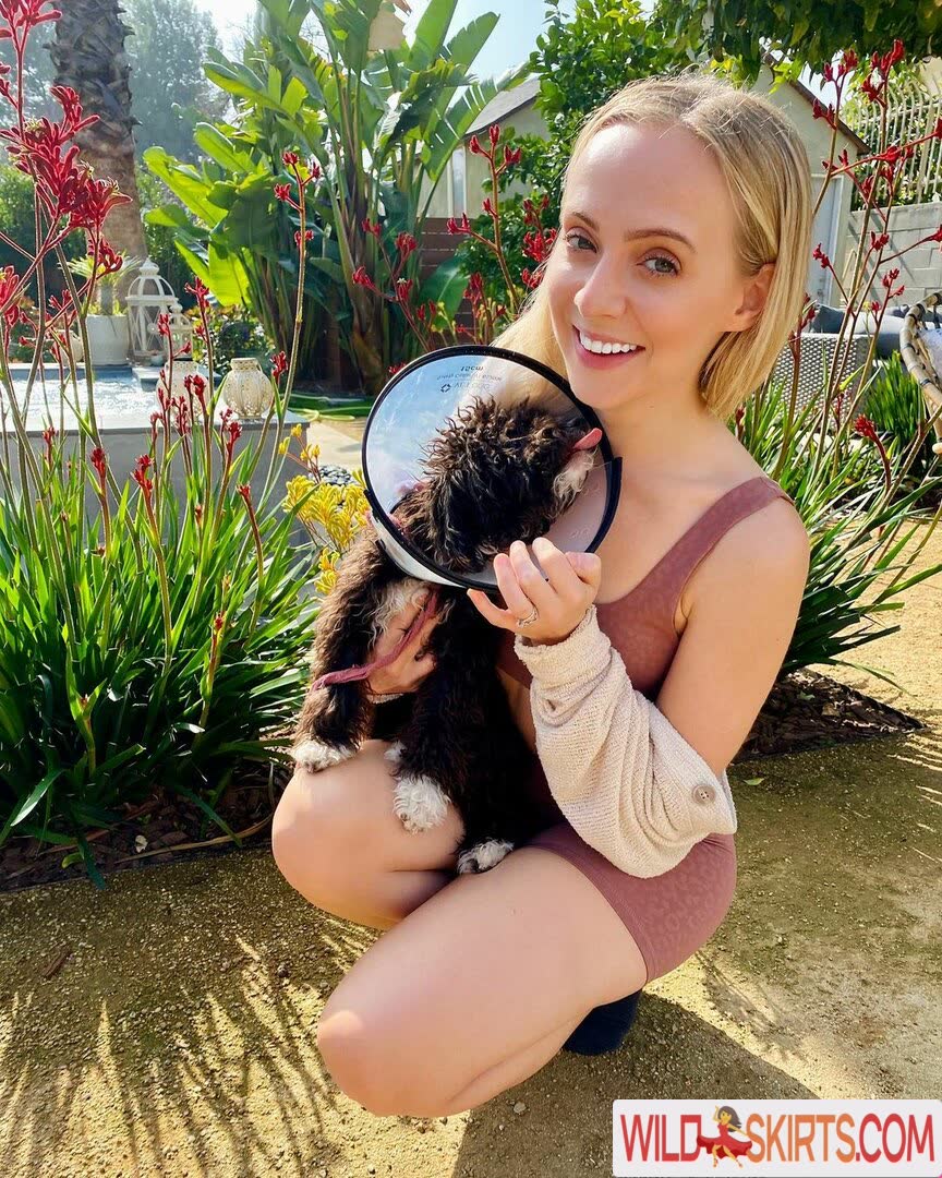 Madilyn Bailey / madilynbailey nude Instagram leaked photo #15