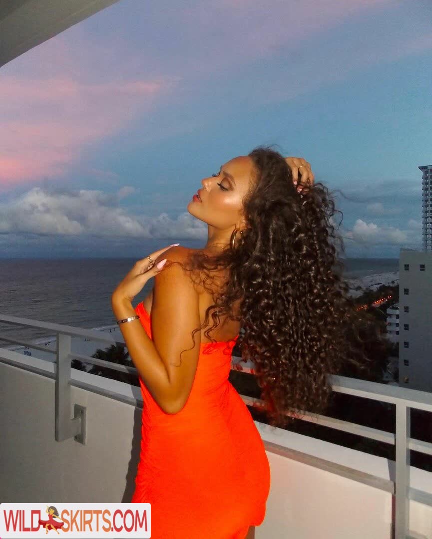 Madison Pettis / madisonpettis nude Instagram leaked photo #4