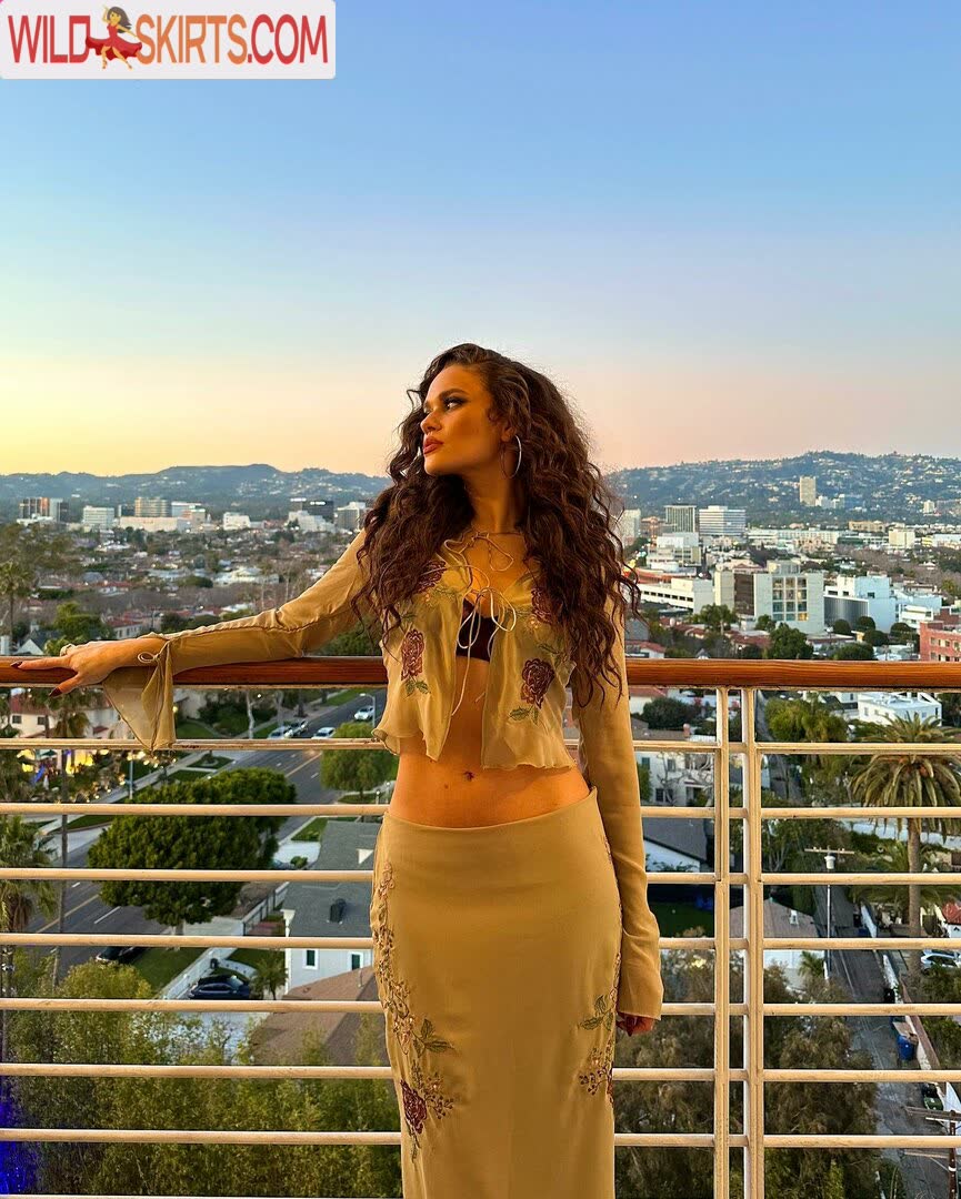 Madison Pettis nude leaked photo #372