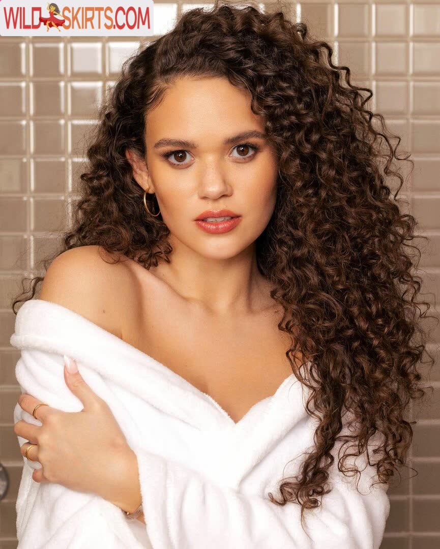 Madison Pettis nude leaked photo #376