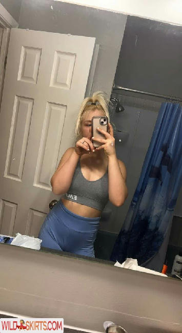 madithebaddiiii / maddie_theeebaddieee / maddiethebaddie1 nude OnlyFans, Instagram leaked photo #11