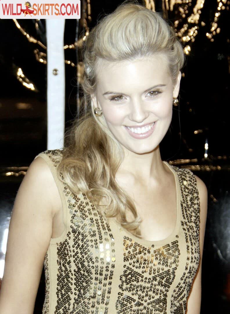 Maggie Grace / maggie.grace / maggiieegrace / magnussengrace nude OnlyFans, Instagram leaked photo #6