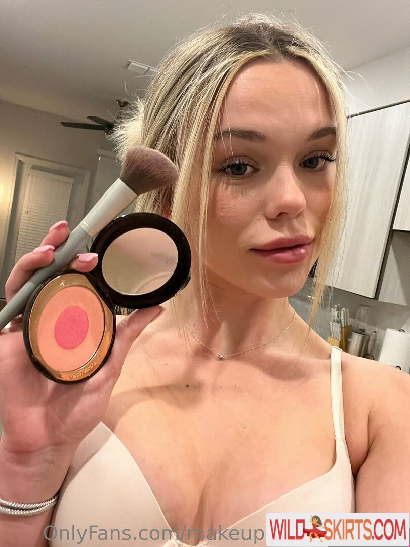 Makeupwithmeredithh nude leaked photo #17