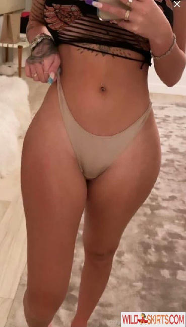 Malu Trevejo / malutrevejo / malutrevejo15 / malutrevejo18 nude OnlyFans, Instagram leaked photo #1748