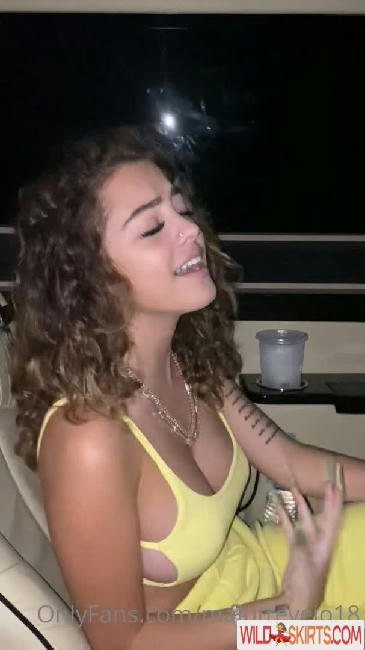 Malu Trevejo / malutrevejo / malutrevejo15 / malutrevejo18 nude OnlyFans, Instagram leaked photo #2235
