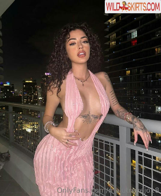 Malu Trevejo / malutrevejo / malutrevejo15 / malutrevejo18 nude OnlyFans, Instagram leaked photo #2354