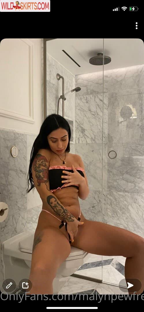 Malynpewfree nude leaked photo #3