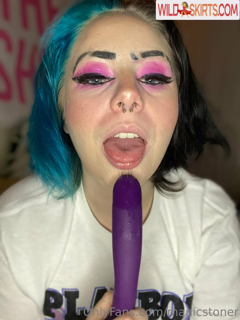 Manic Stoner / Emmyjo13 / manicstoner / markle.12 nude OnlyFans, Instagram leaked photo #7