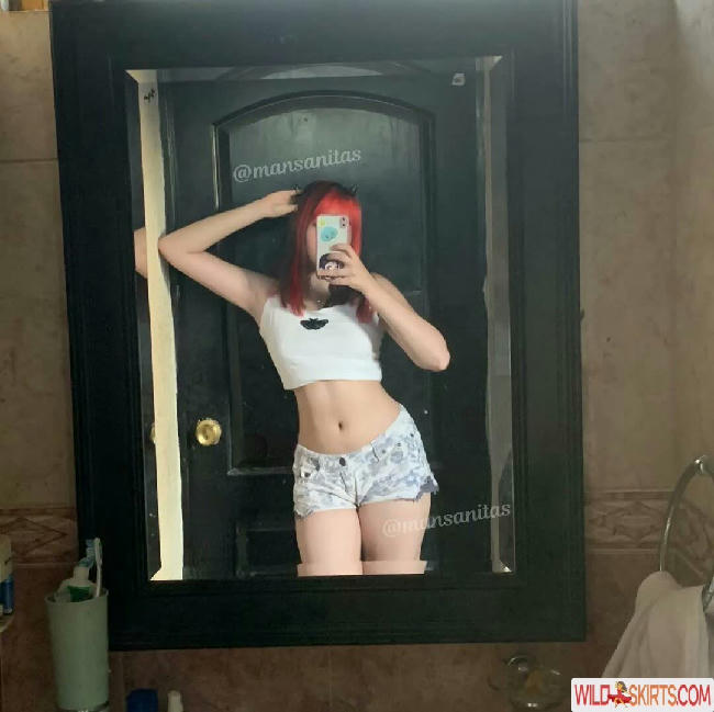 Mansanitass nude photos & videos