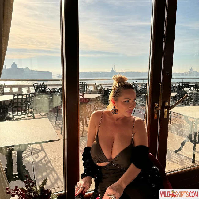 Mara Traversi / giorgiatraversi / mara_traversi / maratraversi nude OnlyFans, Instagram leaked photo #64