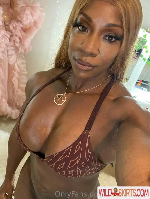 Margie Martin / MarvelousV nude OnlyFans, Instagram leaked photo #30