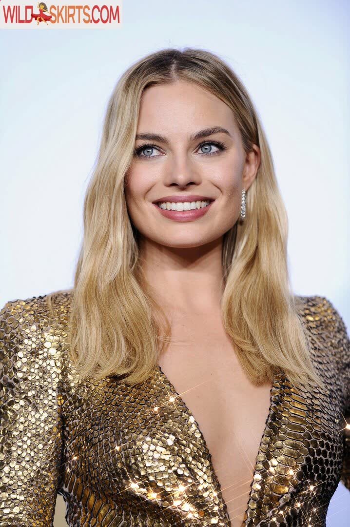 Margot Robbie / margotrobbieofficial nude Instagram leaked photo #17