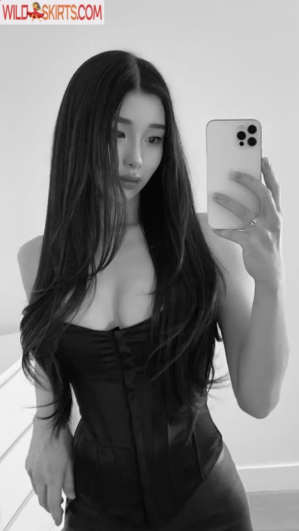 Mari Bambei / bambei / mariyknight nude Patreon, Instagram leaked photo #12