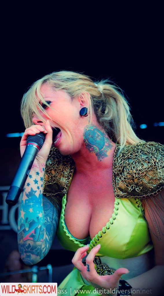 Maria Brink nude leaked photo #6