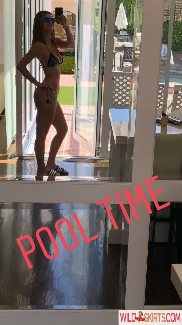 Maria Menounos / MenounosBooty / mariamenounos nude Instagram leaked photo #9