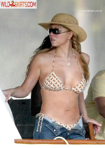 20 hot photos by Mariah Carey