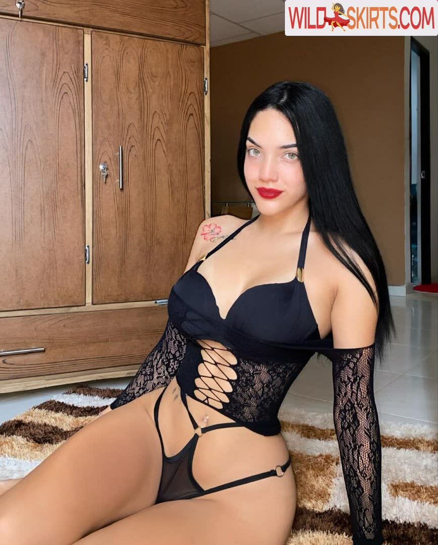 Mariangel DelCarmen / Mariiangelrssr / mariiangel_dcrs nude OnlyFans, Instagram leaked photo #5