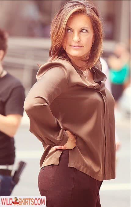 Mariska Hargitay nude leaked photo #79