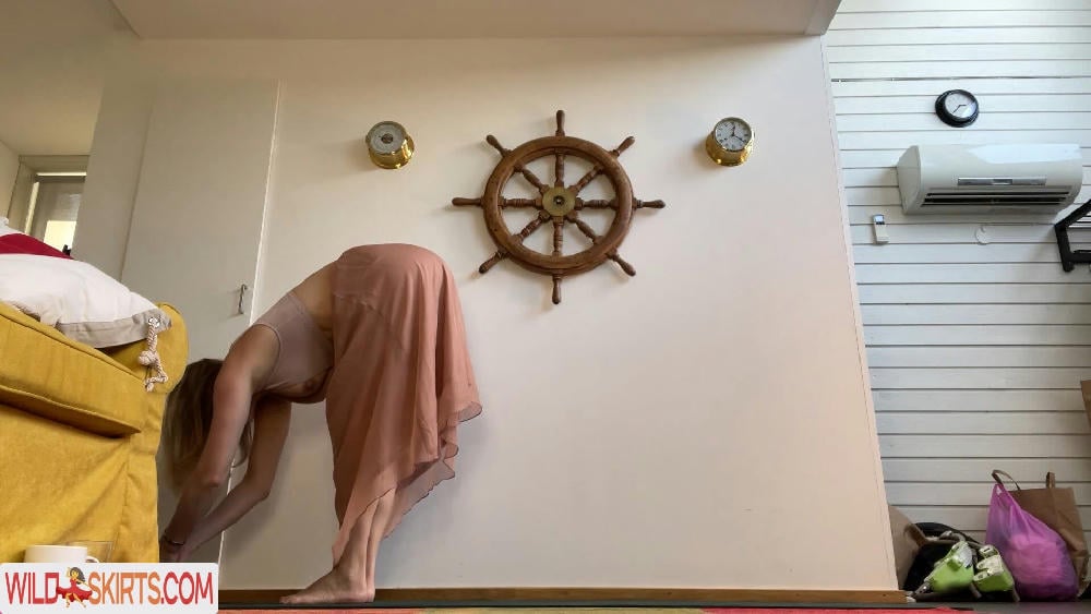 Marlingyoga / marlingyoga nude Instagram leaked photo #21