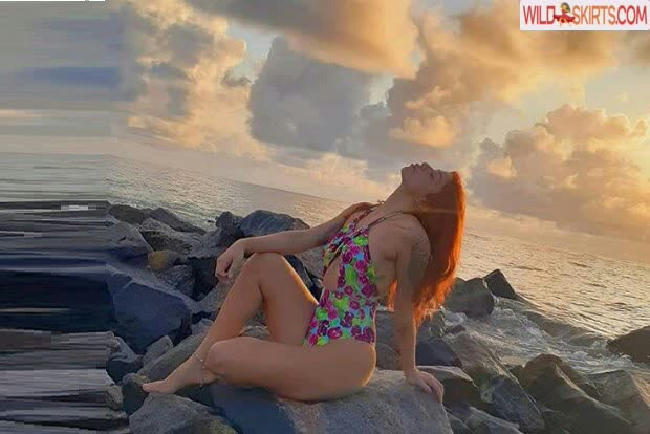 Marylia Vasconcelos / mariliavasconcelos / sereia ruiva nude Instagram leaked photo #5